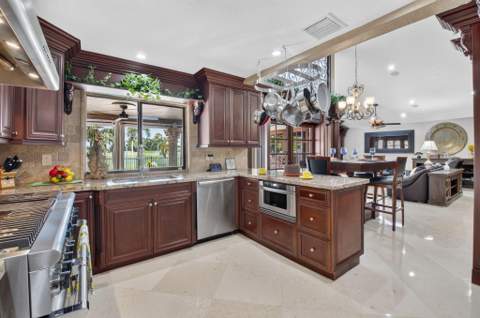 663 Deer Creek Hollows Circle, Deerfield Beach FL - photo 14 of 55