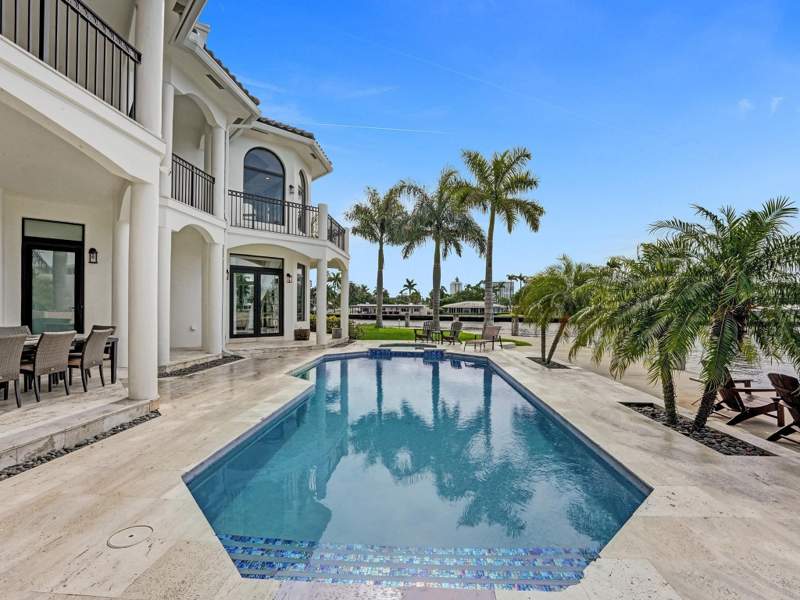 6 bedroom Single Family Residence at 2584 SE 12th Street, Pompano Shores Sec, Pompano Beach — photo 4