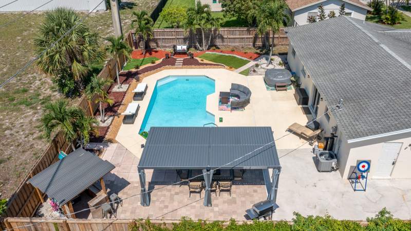4 bedroom Single Family Residence at 1416 W Hardee Street, Lantana Heights 7, Lantana — photo 5