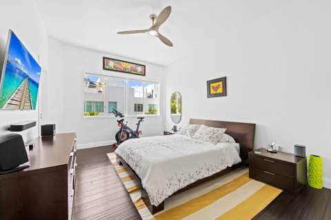 757 NE 4th Avenue, Fort Lauderdale FL - photo 13 of 29