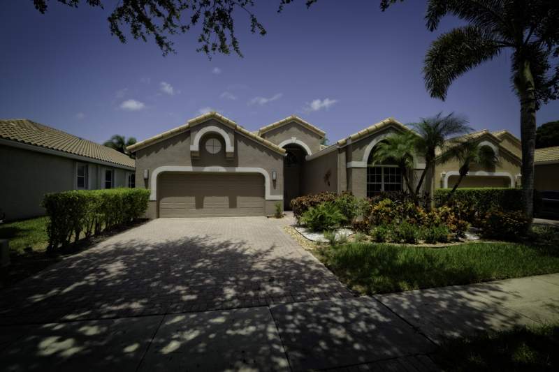 3 bedroom Single Family Residence at 10052 Diamond Lake Drive, The Club at Indian Lakes, Boynton Beach — photo 3