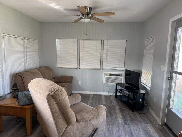 1 bedroom Stock Cooperative at 2023 St Lucie Boulevard #Unit 169, WHISPERING CREEK, Fort Pierce — photo 3