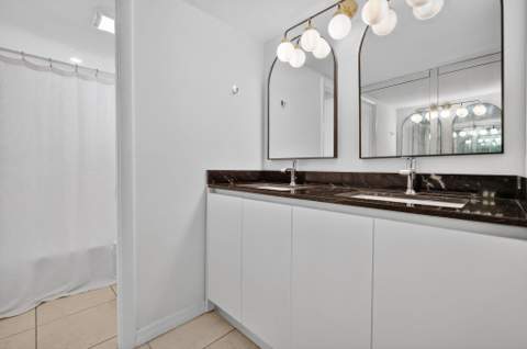 3900 N Hills Drive #306, Hollywood FL - photo 11 of 18