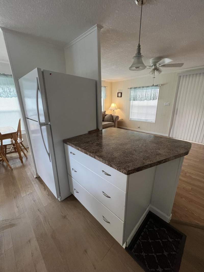 2 bedroom Manufactured Home at 7 Tikal Lane, Spanish Lakes Riverfront, Port St. Lucie — photo 5