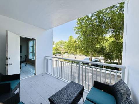 1620 S Ocean Boulevard #1N, Lauderdale-By-The-Sea FL - photo 10 of 24