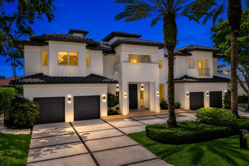 6 bedroom Single Family Residence at 30 S Compass Drive, Bay Colony, Fort Lauderdale — photo 3
