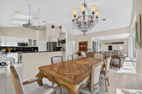 4758 Carlton Golf Drive, Lake Worth FL - photo 22 of 73