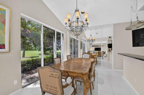 4758 Carlton Golf Drive, Lake Worth FL - photo 23 of 73