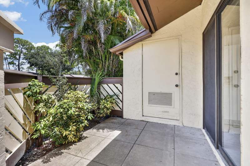 2 bedroom Villa at 184 Mastic Tree Court, Strathmore Gate, Royal Palm Beach — photo 5