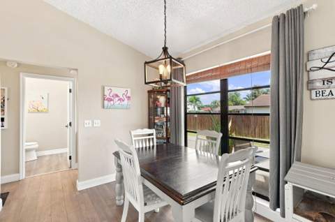 9179 Honeywell Road, Lake Worth FL - photo 8 of 28