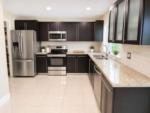 10601 NW 7th Place, Coral Springs FL - photo 6 of 21