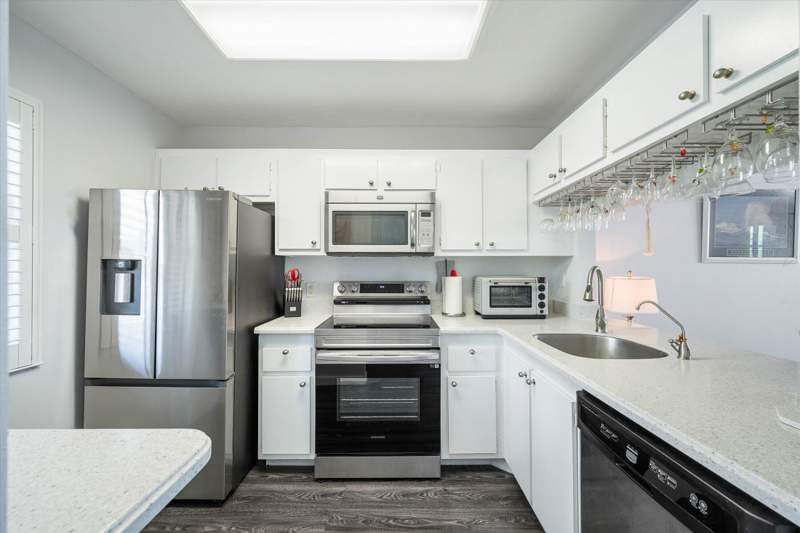 2 bedroom Condominium at 2764 NW 104TH Avenue #202, SUNRISE LAKES 180, Sunrise — photo 2