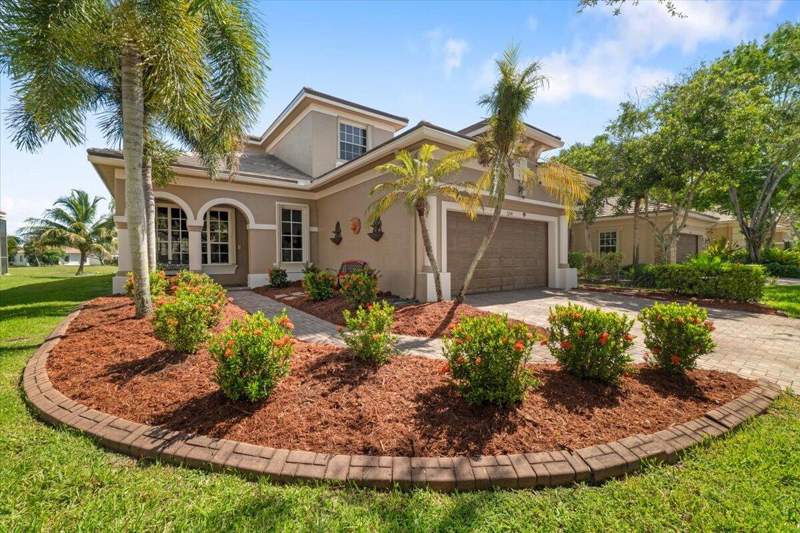 4 bedroom Single Family Residence at 12390 NW 78th Manor, Heron Bay Central, Parkland — photo 2