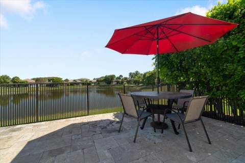 12390 NW 78th Manor, Parkland FL - photo 14 of 105