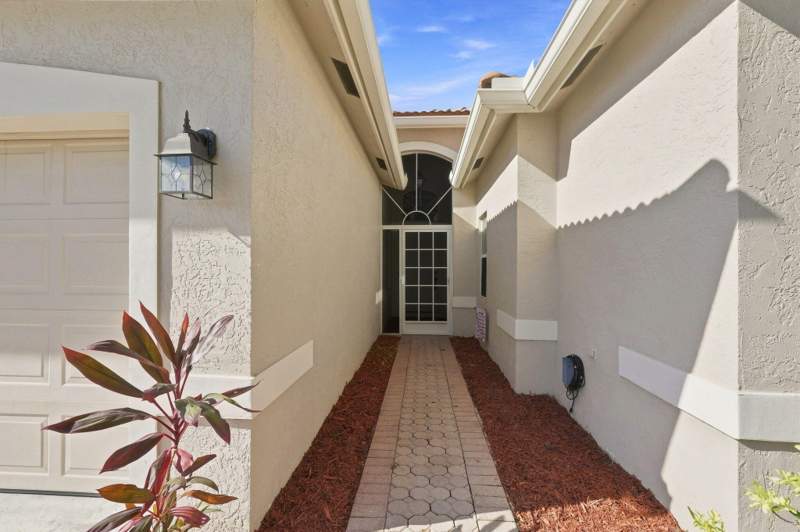 4 bedroom Single Family Residence at 8680 Gold Cay, Andros Isle Par D-1, West Palm Beach — photo 4