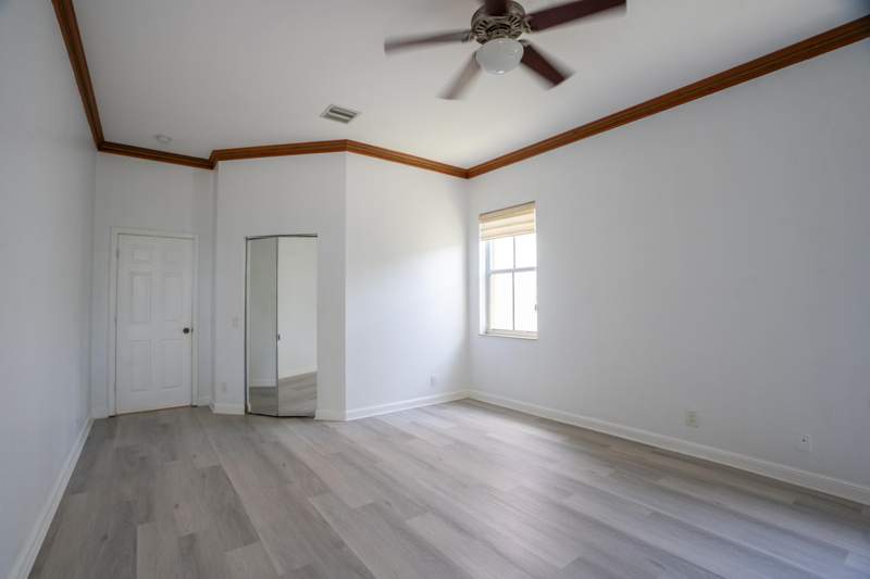4 bedroom Single Family Residence at 1002 Lavender Circle, Sector 2-Parcels 17 18 19 & 20, Weston — photo 2