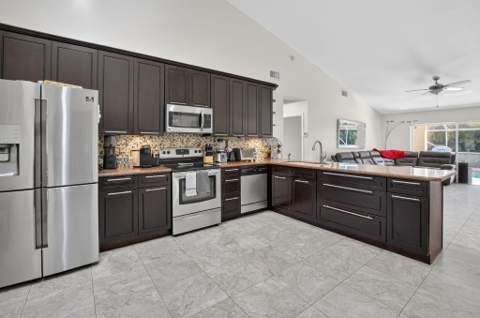 19600 Sea Pines Way, Boca Raton FL - photo 8 of 55