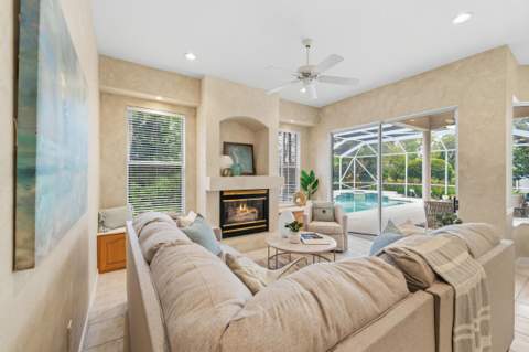 4931 SE Lost Lake Way, Hobe Sound FL - photo 7 of 47