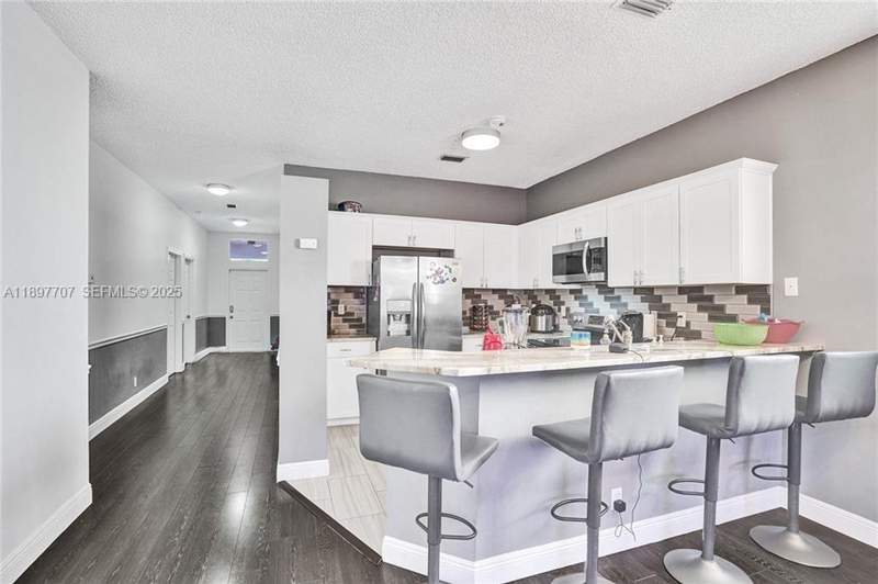3 bedroom Single Family Residence at 4824 NW 19th Street, Lyons West, Coconut Creek — photo 4