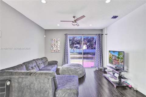 4824 NW 19th Street, Coconut Creek FL - photo 7 of 12
