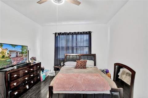 4824 NW 19th Street, Coconut Creek FL - photo 9 of 12