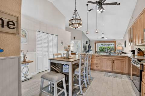 11241 Coral Reef Drive, Boca Raton FL - photo 12 of 44