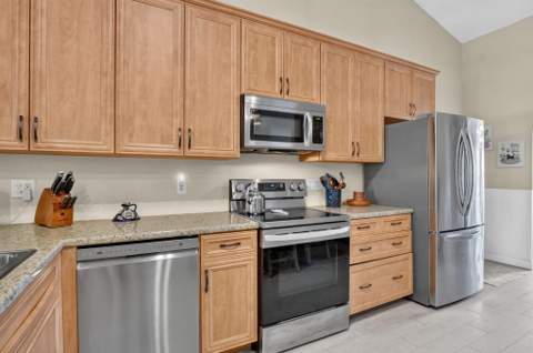 11241 Coral Reef Drive, Boca Raton FL - photo 15 of 44