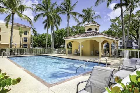 609 E Sheridan Street #208, Dania Beach FL - photo 24 of 24