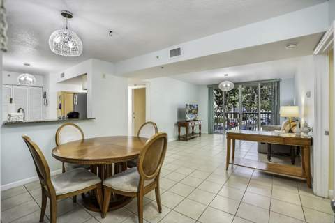 609 E Sheridan Street #208, Dania Beach FL - photo 13 of 24