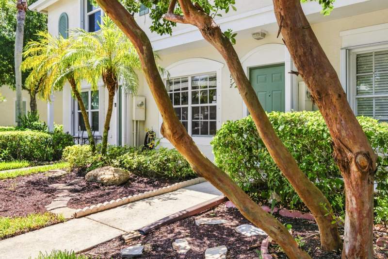 3 bedroom Townhouse at 9872 NW 56th Place, Westview Village Addition, Coral Springs — photo 3