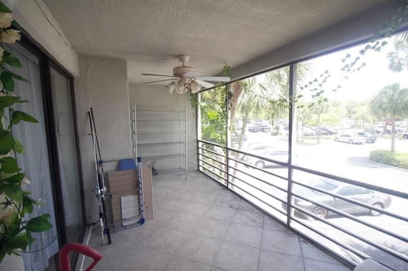 2 bedroom Condominium at 2316 S Cypress Bend Drive #218, Cypress Bend I-B And I-C Condo, Pompano Beach — photo 3