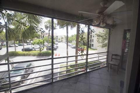 2316 S Cypress Bend Drive #218, Pompano Beach FL - photo 11 of 27