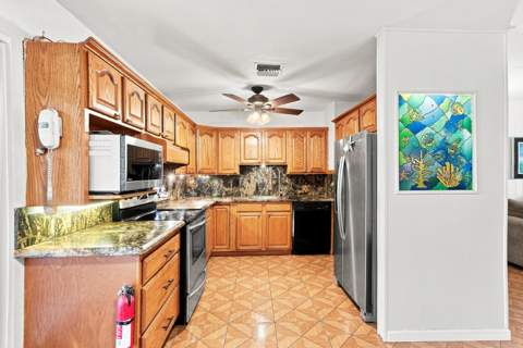 2511 NE 12th Court, Pompano Beach FL - photo 14 of 28