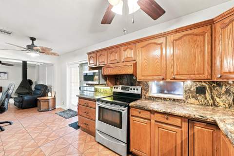 2511 NE 12th Court, Pompano Beach FL - photo 15 of 28