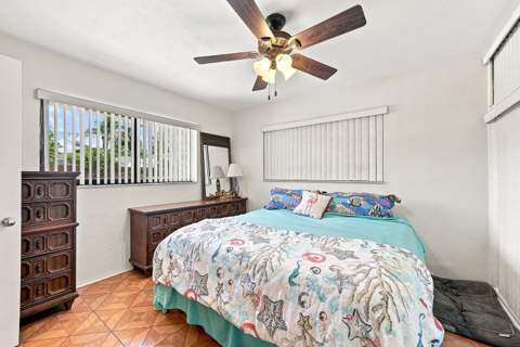 2511 NE 12th Court, Pompano Beach FL - photo 17 of 28