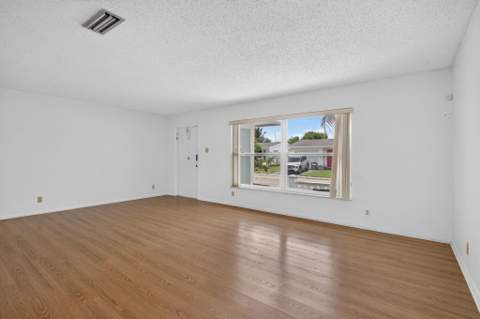1055 NW 72nd Terrace, Margate FL - photo 8 of 33