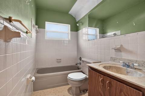 1055 NW 72nd Terrace, Margate FL - photo 24 of 33