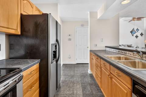651 Hernando Street, Fort Pierce FL - photo 15 of 52