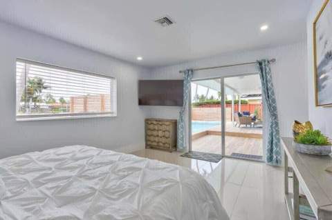 1631 Poinsettia Drive, Fort Lauderdale FL - photo 13 of 16