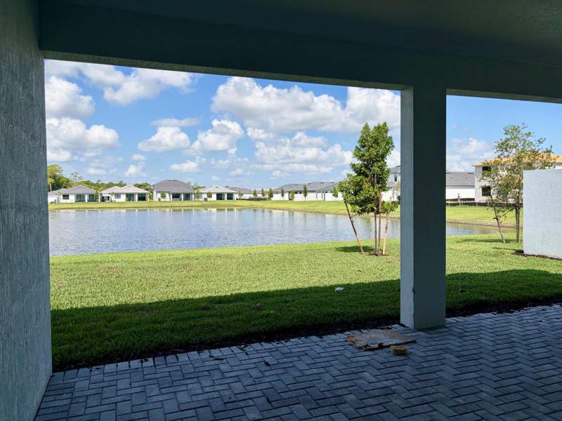 3 bedroom Single Family Residence at 4375 Sipora Court #Prestige 77, Hendrix Reserve, Lake Worth — photo 4