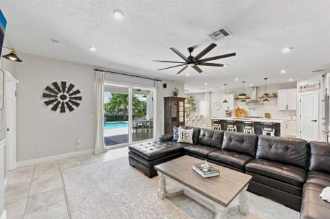 1183 Bushel Creek Crossing, Loxahatchee FL - photo 17 of 103