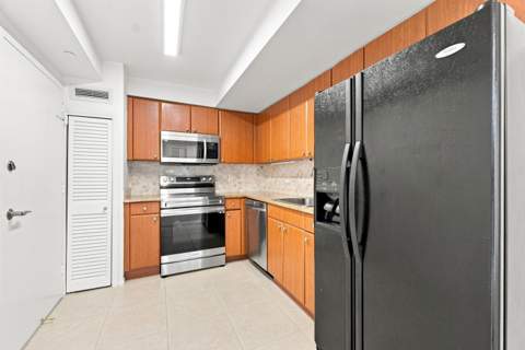 1900 S Ocean Boulevard #10g, Lauderdale-By-The-Sea FL - photo 15 of 26