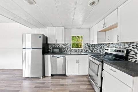 1823 SW College Street, Stuart FL - photo 12 of 48