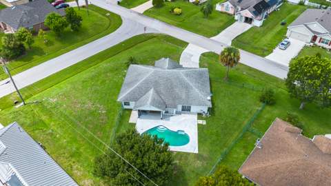 1526 SW Santander Avenue, Port St. Lucie FL - photo 6 of 30