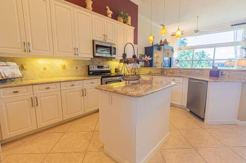 1251 SW Briarwood Drive, Port St. Lucie FL - photo 9 of 35