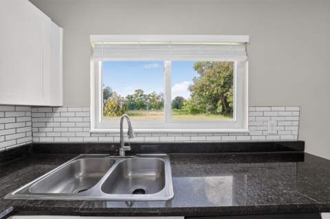 230 SW Cherryhill Road, Port St. Lucie FL - photo 6 of 35