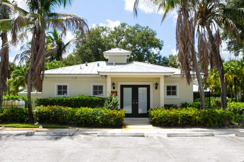 4 bedroom Condominium at 3902 Sabal Way, River Oaks, Fort Pierce — photo 4
