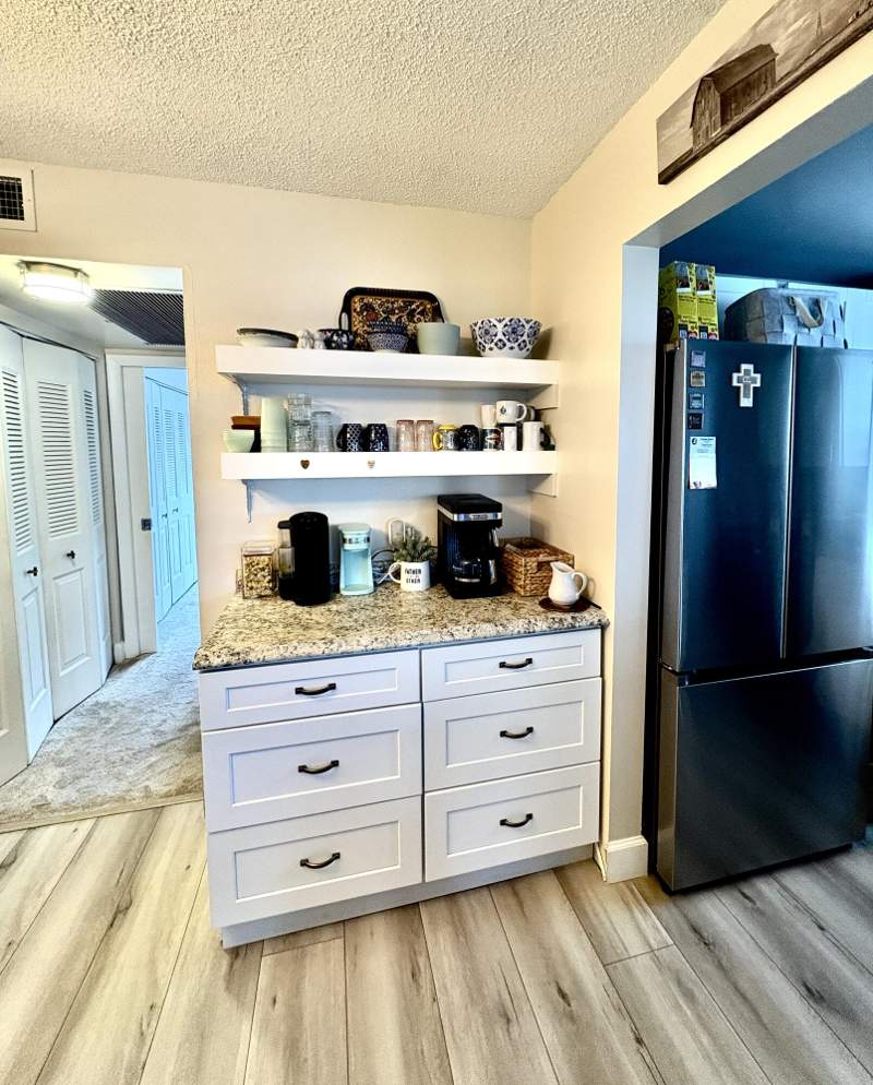 1 bedroom Condominium at 140 Windsor G, Century Village / Windsor Condos, West Palm Beach — photo 4