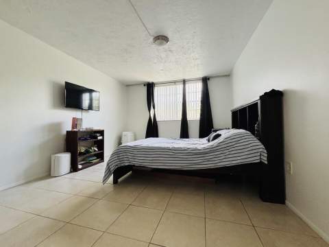 7300 NW 17th Street #202, Plantation FL - photo 12 of 22