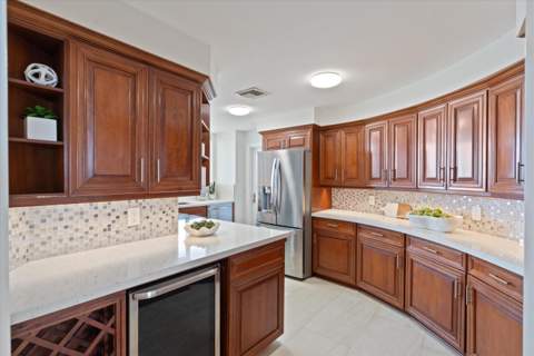 333 Sunset Drive #502, Fort Lauderdale FL - photo 11 of 34